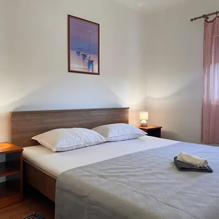 Family Majcica-apartman *